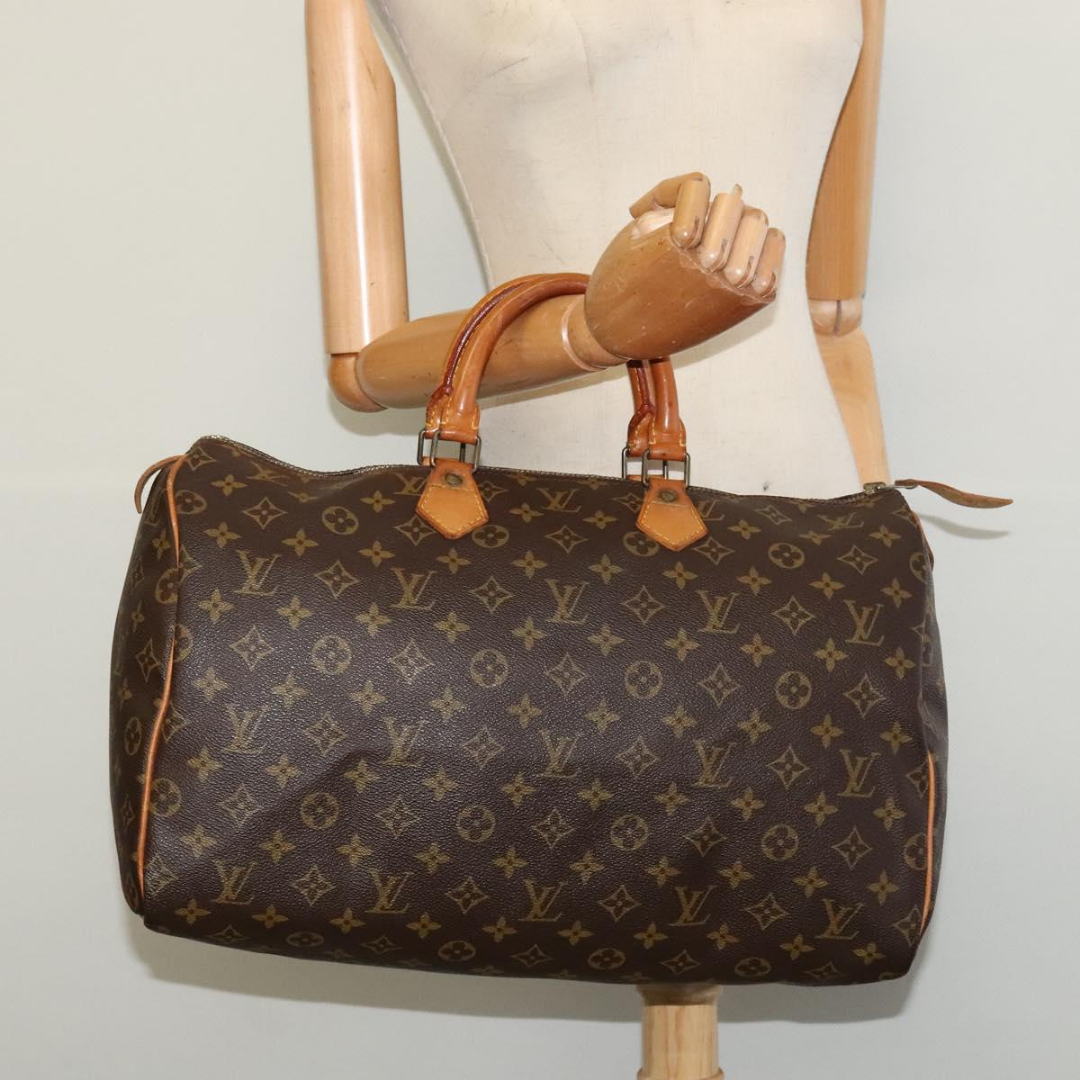 Louis Vuitton Speedy 40 Bag