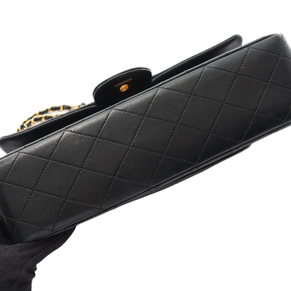 Chanel Classic Flap Bag Medium Lambskin