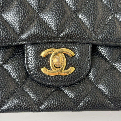 Chanel Classic Medium Vintage Bag Caviar Gold Hardware