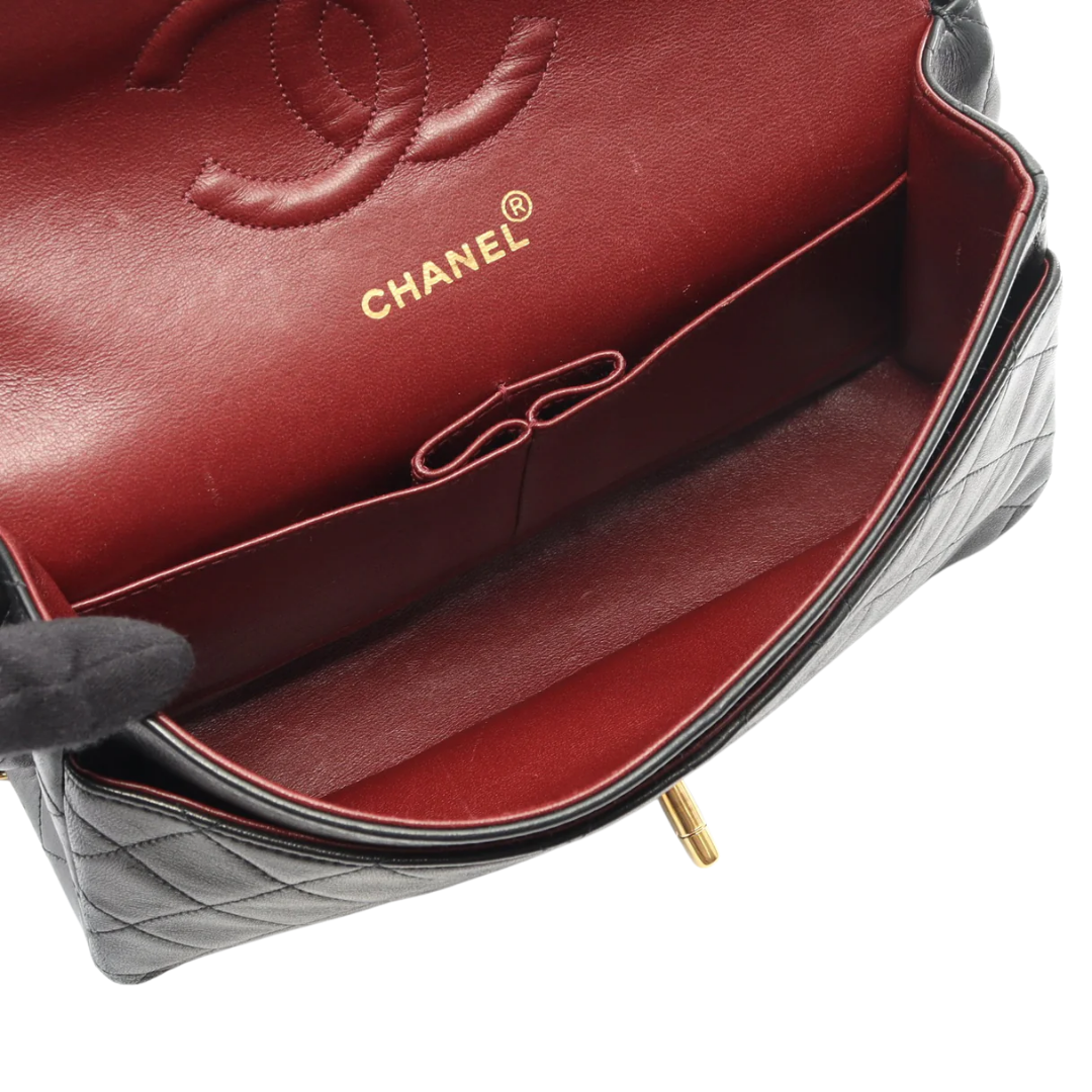 Chanel Classic Flap Bag Vintage Medium Lambskin Black