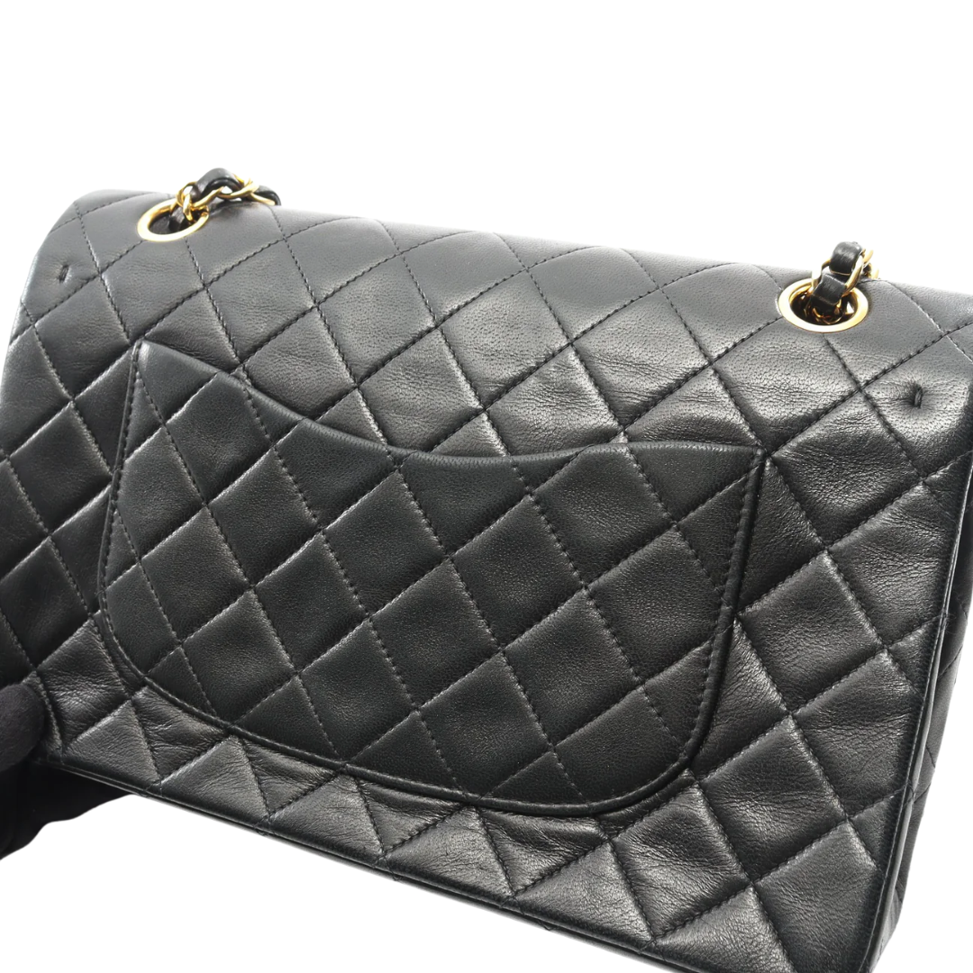 Chanel Classic Flap Bag Vintage Medium Lambskin Black