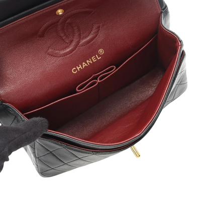 Chanel Classic Flap bag Medium Lambskin