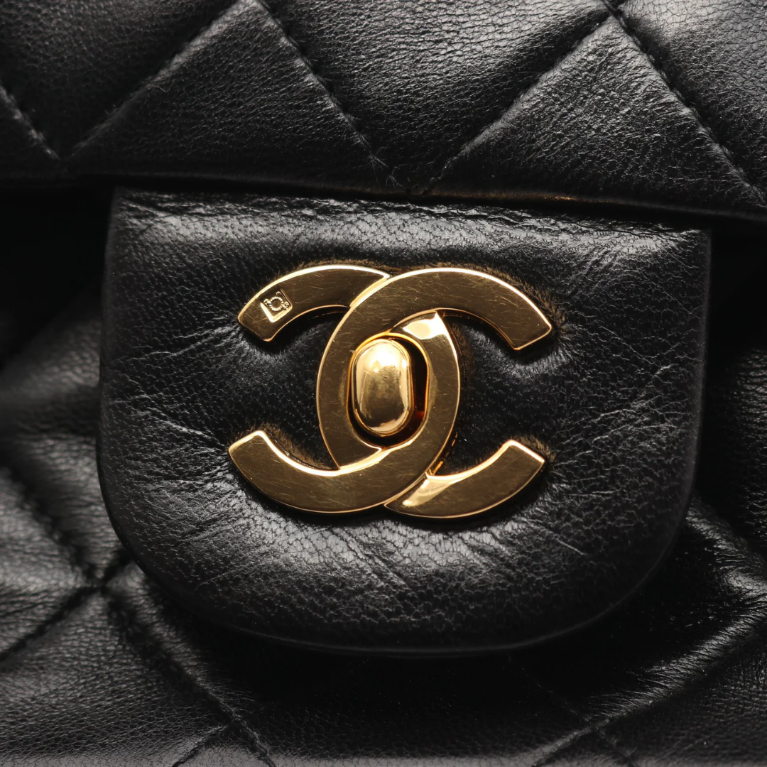 Chanel Classic Flap Bag Vintage Medium Lambskin Black Gold Hardware